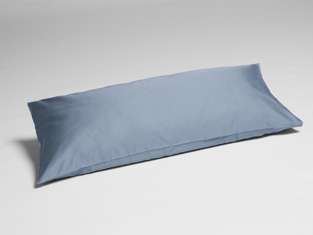 Taie d'oreiller satin de coton bleu délavé 40x80