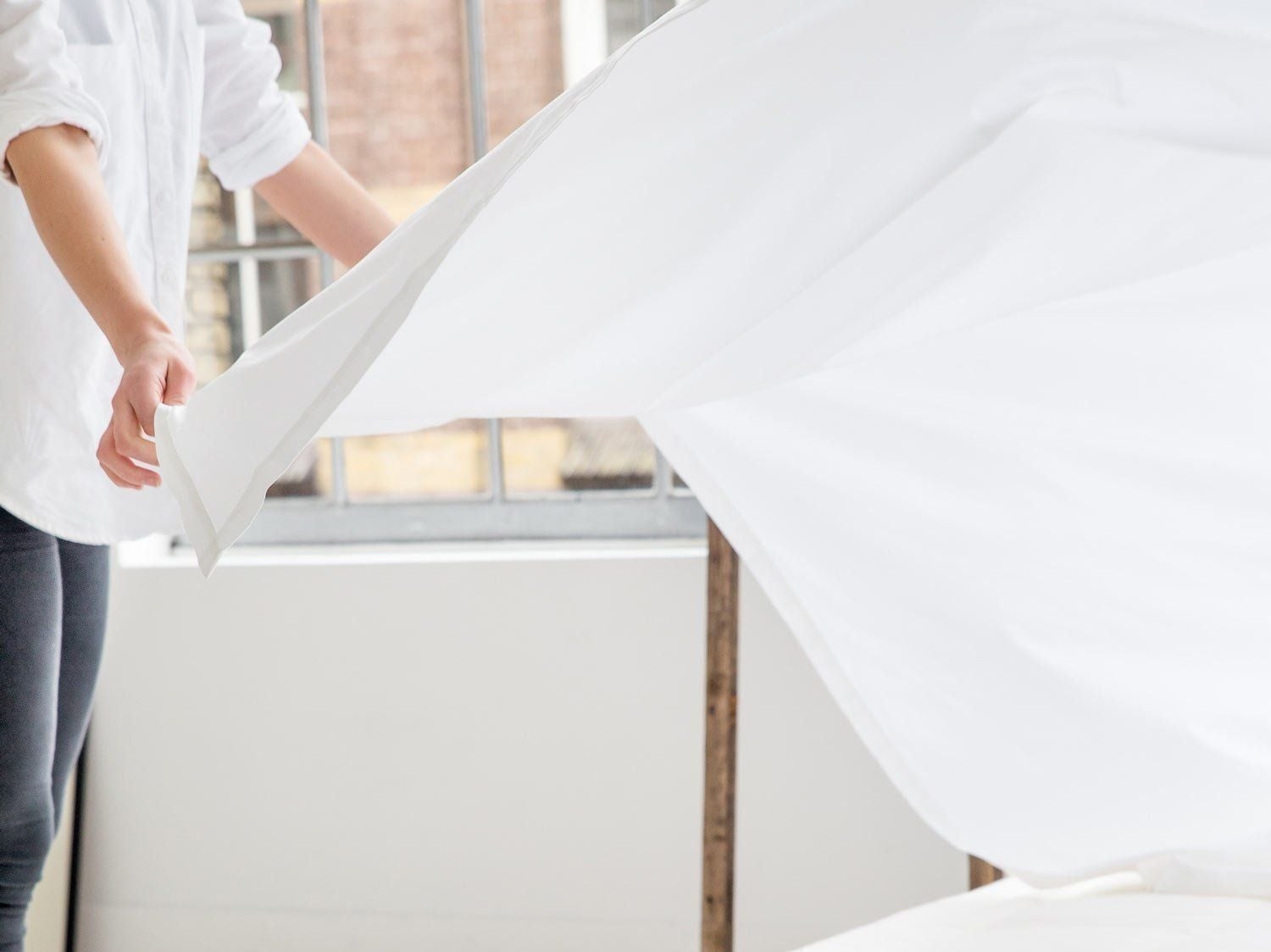 Drap plat satin de coton blanc pur