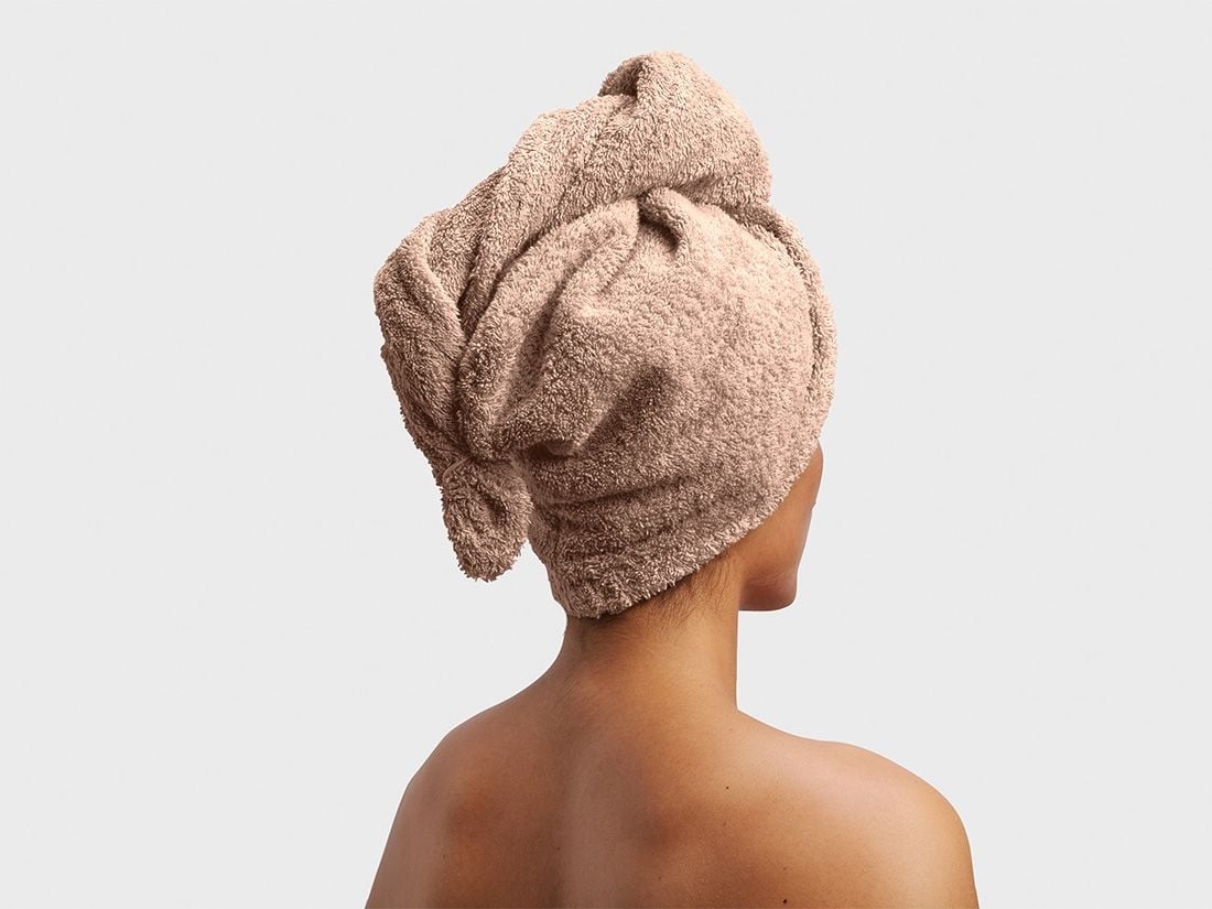 Serviette cheveux éponge rose poussiéreux