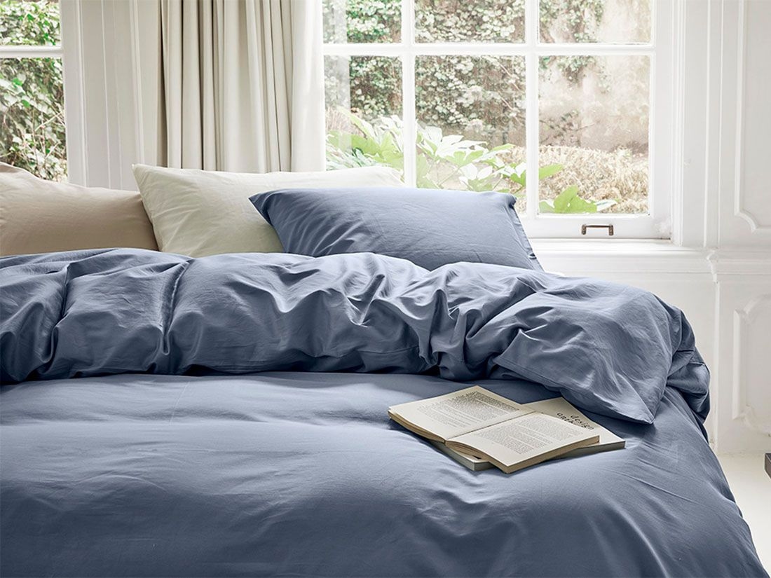 Housse de couette satin de coton bleu brumeux