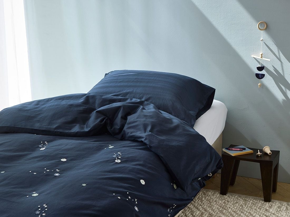 Housse de couette enfant satin de coton fleur d’étoile myrtille