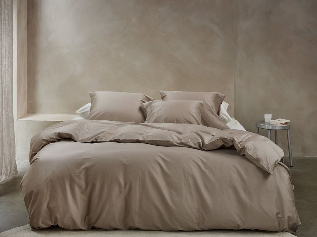 Parure de lit satin de coton taupe chaud