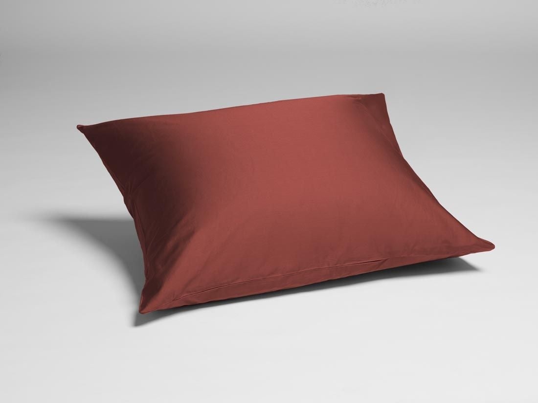 Taie d'oreiller satin de coton rouge éclatant