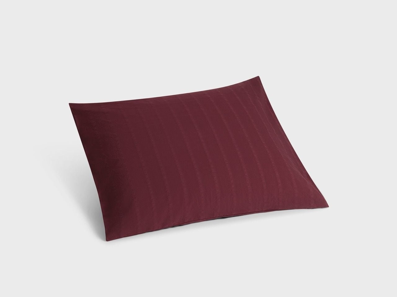 Taie d'oreiller en coton seersucker bordeaux