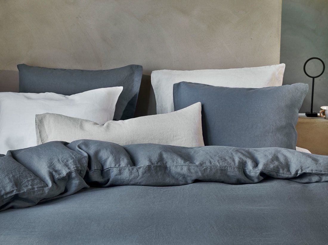 Taie d'oreiller lin lavé bleu terre