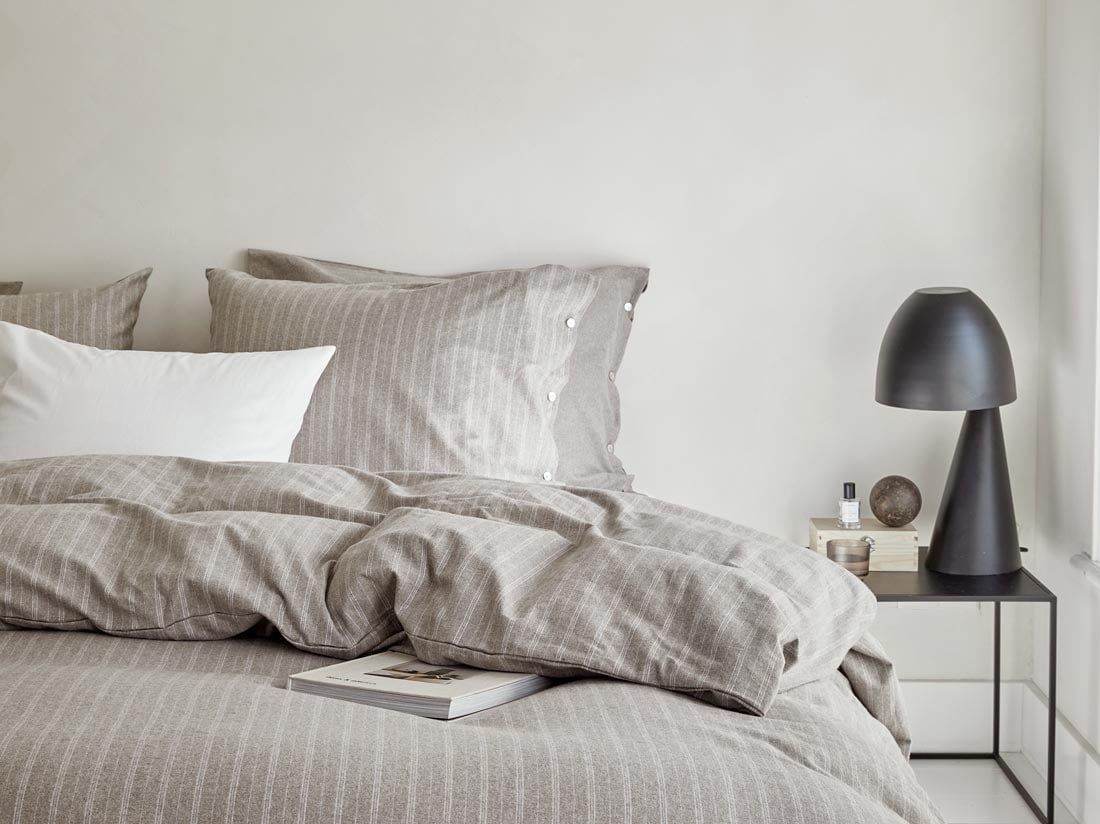 Taie d'oreiller flanelle de coton à rayures marron pierre 40x80